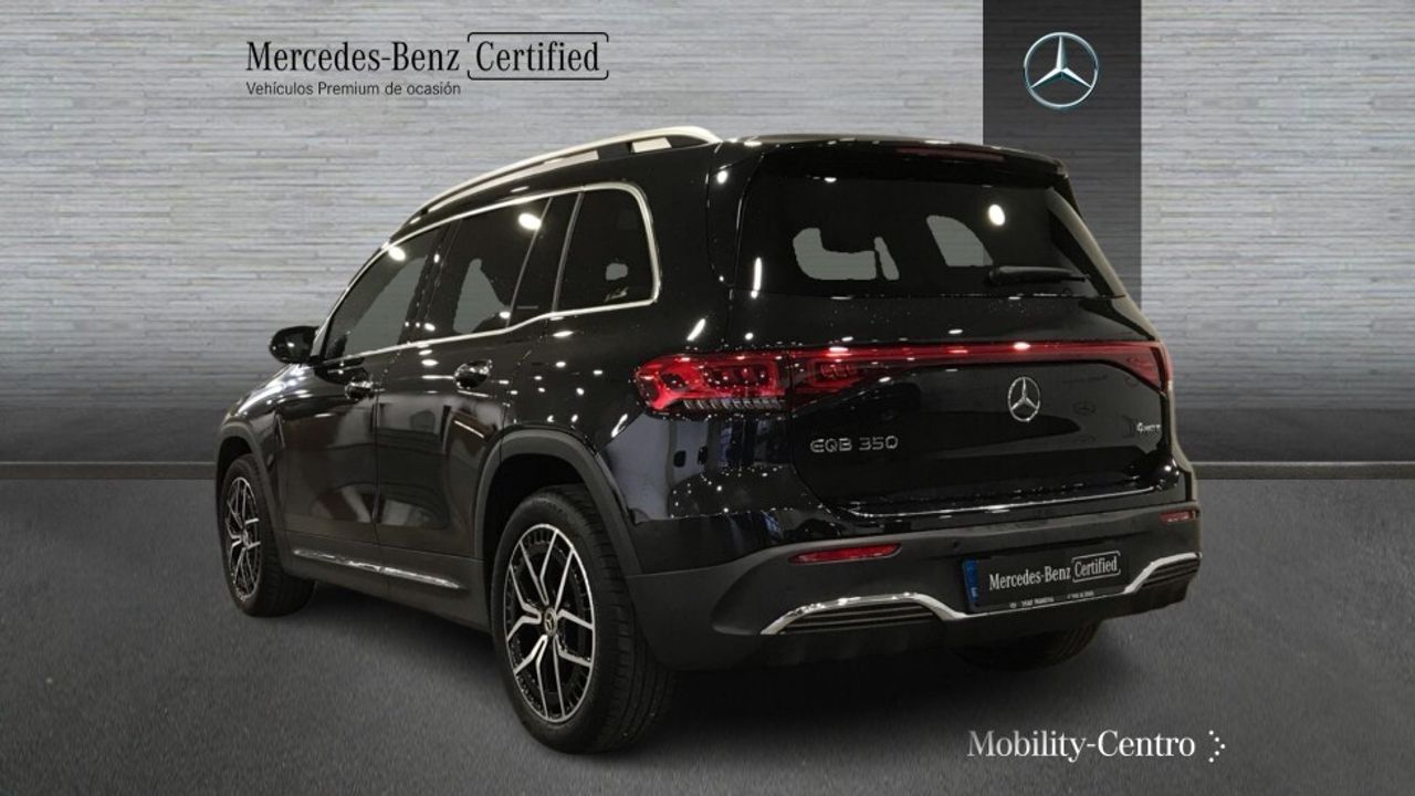 mercedes-eqb-350-4matic-amg-line-imagen-3