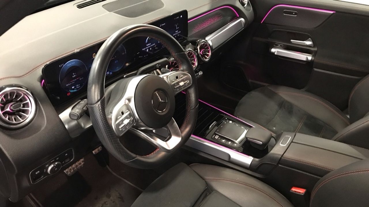 mercedes-eqb-350-4matic-amg-line-imagen-5