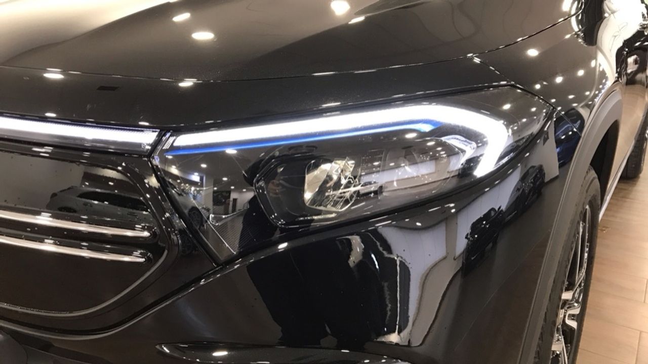 mercedes-eqb-350-4matic-amg-line-imagen-13