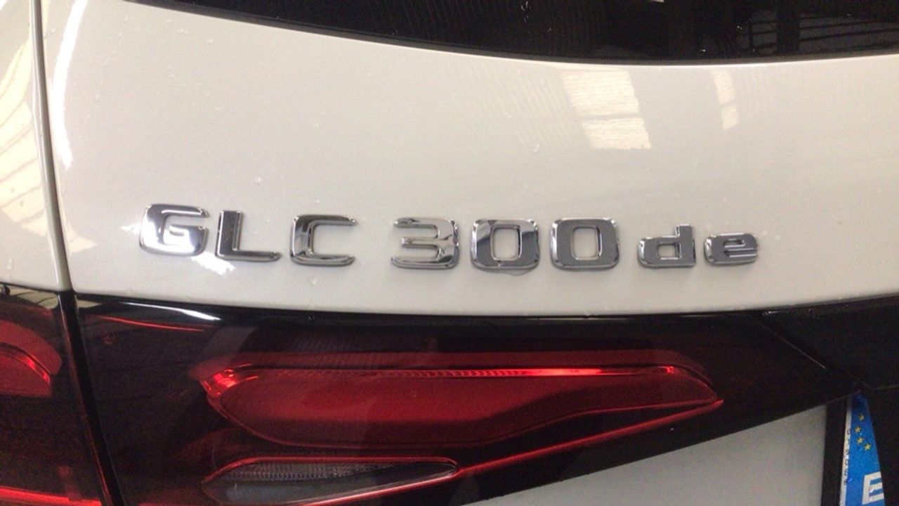 mercedes-glc-glc-300-de-4matic-imagen-11
