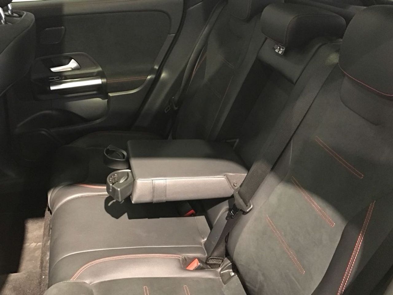 mercedes-gla-gla-250-e-imagen-13