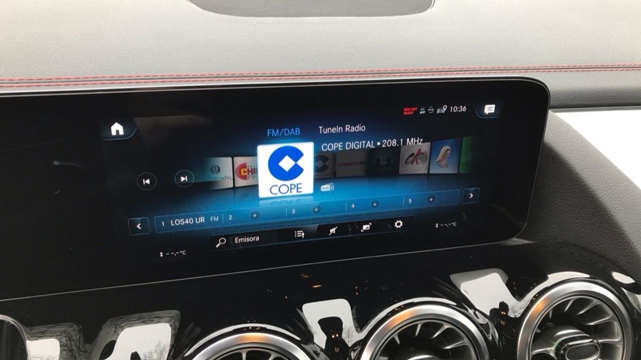 mercedes-eqa-250-amg-line-imagen-20