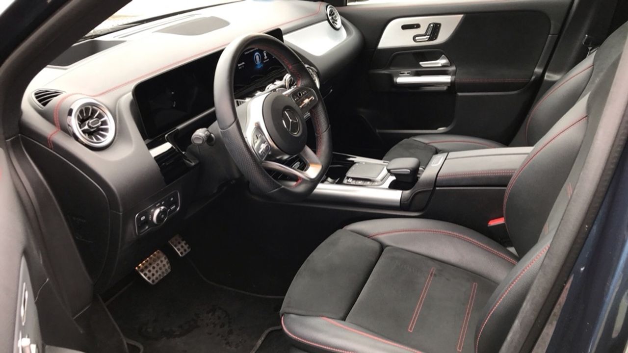 mercedes-eqa-250-amg-line-imagen-5