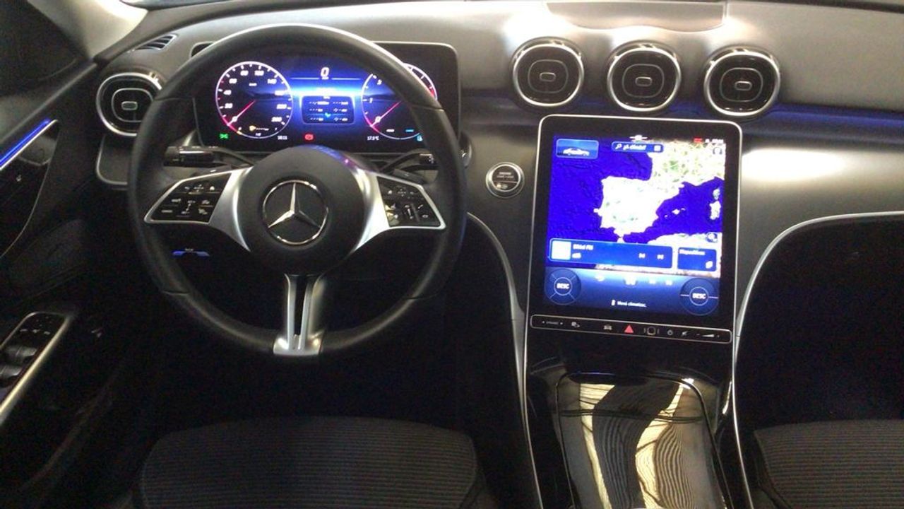 mercedes-clase-c-c-200-d-berlina-imagen-8