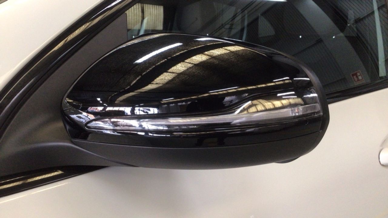 mercedes-eqa-250+-amg-night-edition-imagen-15