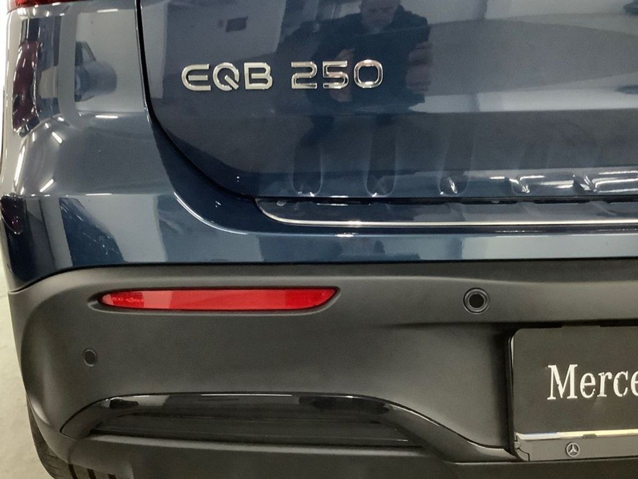 mercedes-eqb-eqb-250-imagen-11