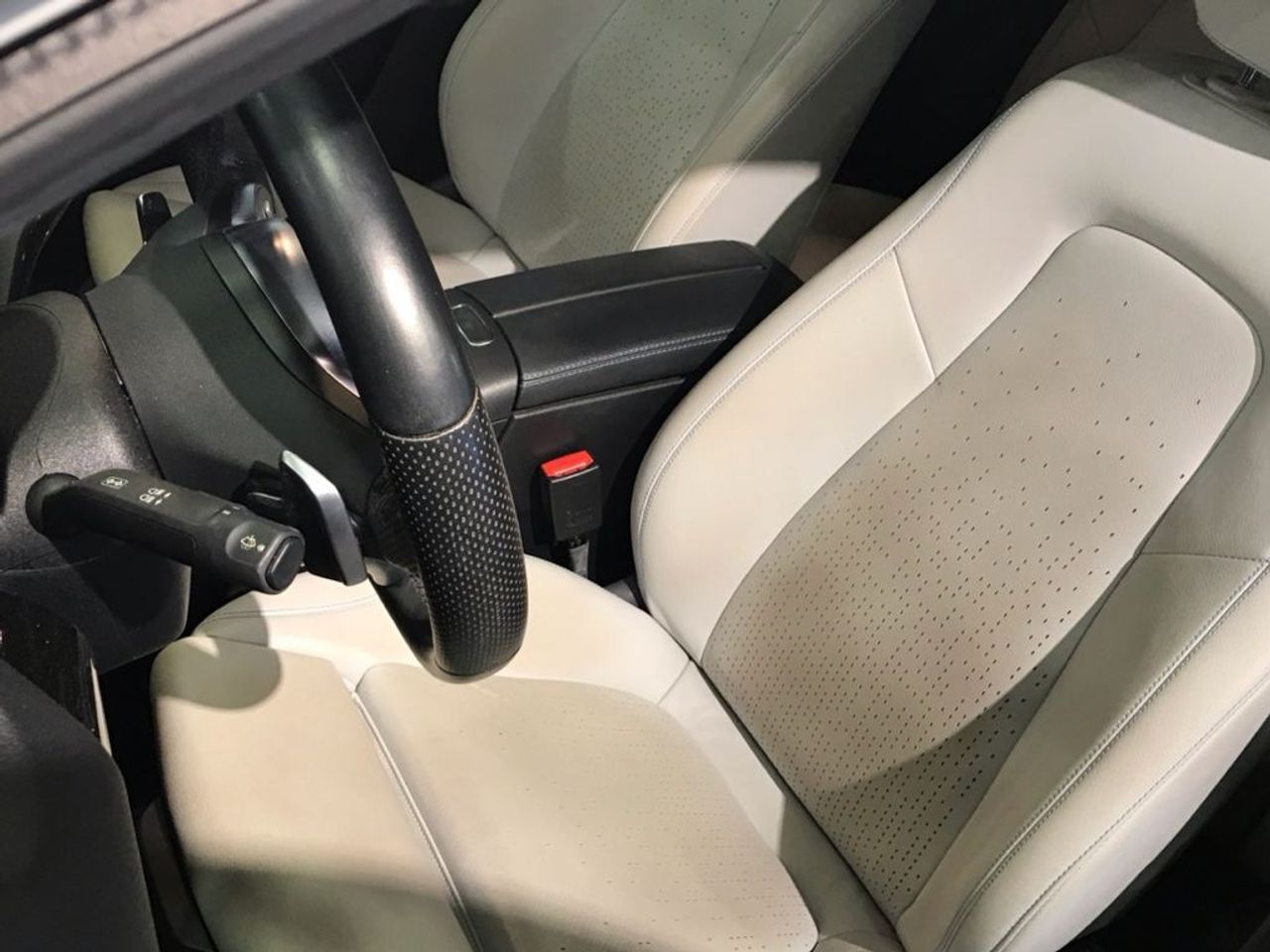 mercedes-eqa-250-edition-1-imagen-6