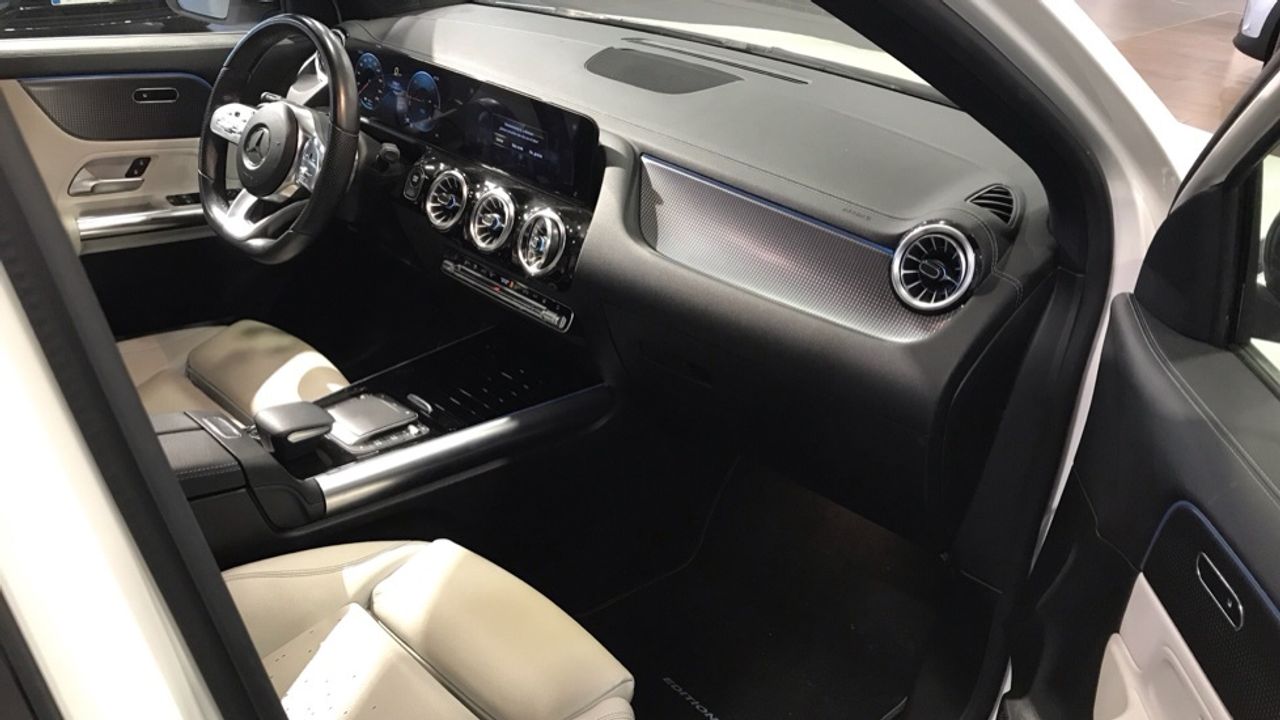 mercedes-eqa-250-edition-1-imagen-9