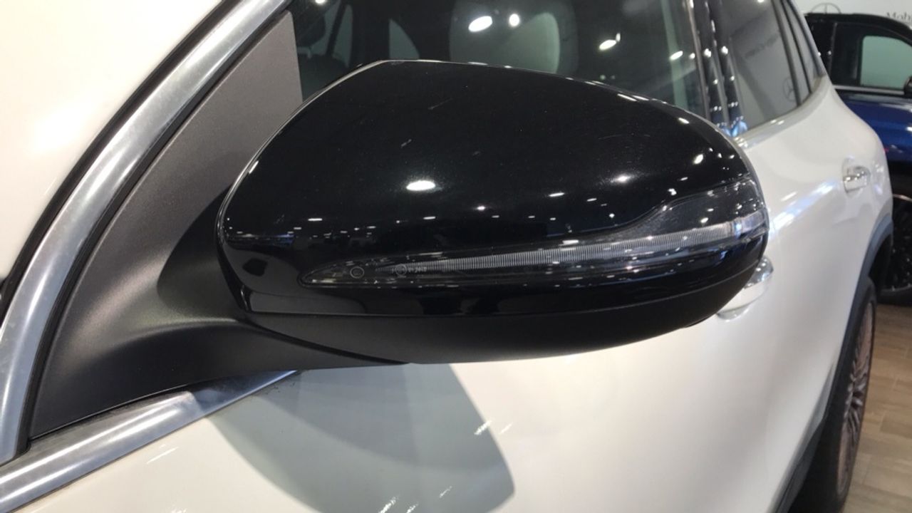 mercedes-eqa-250-edition-1-imagen-17