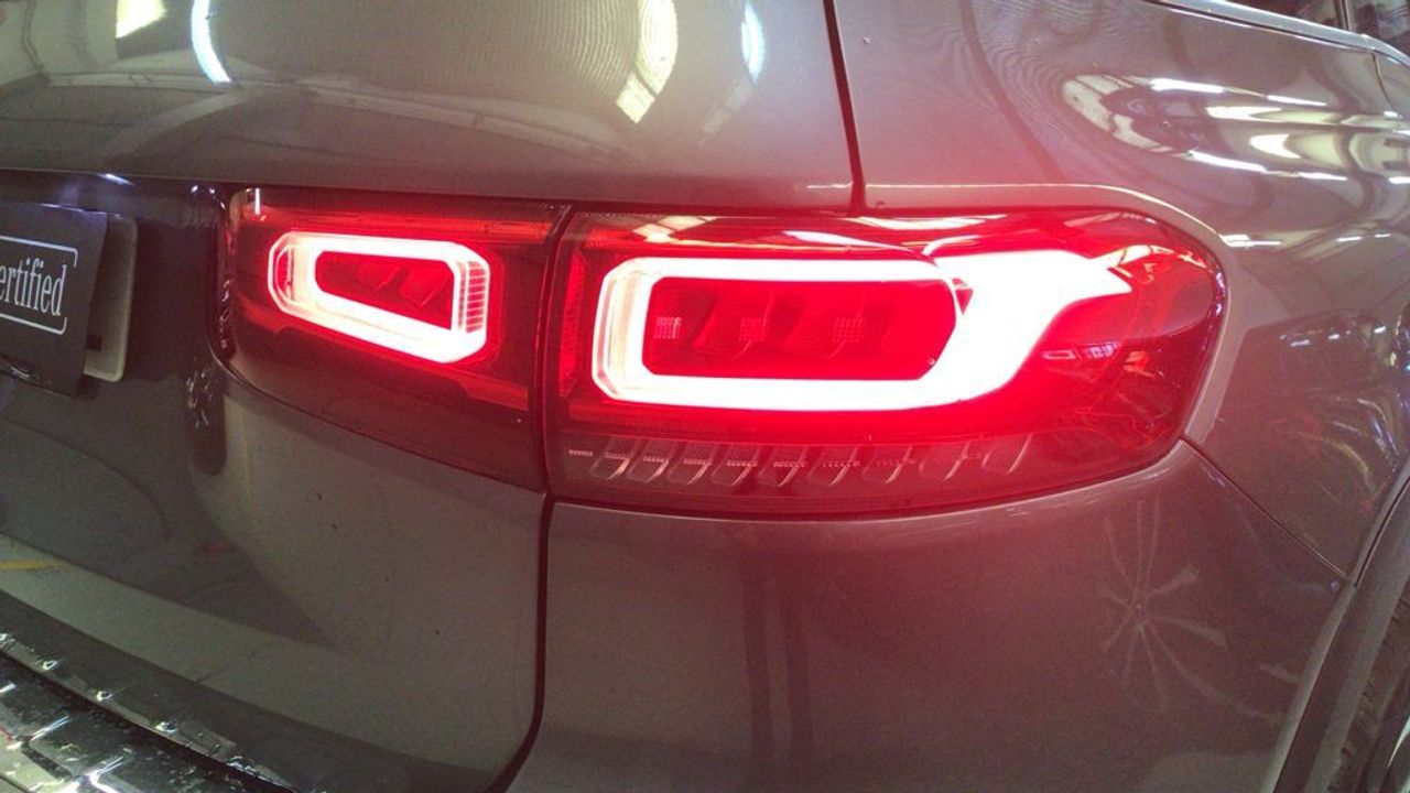 mercedes-glb-glb-180-imagen-14