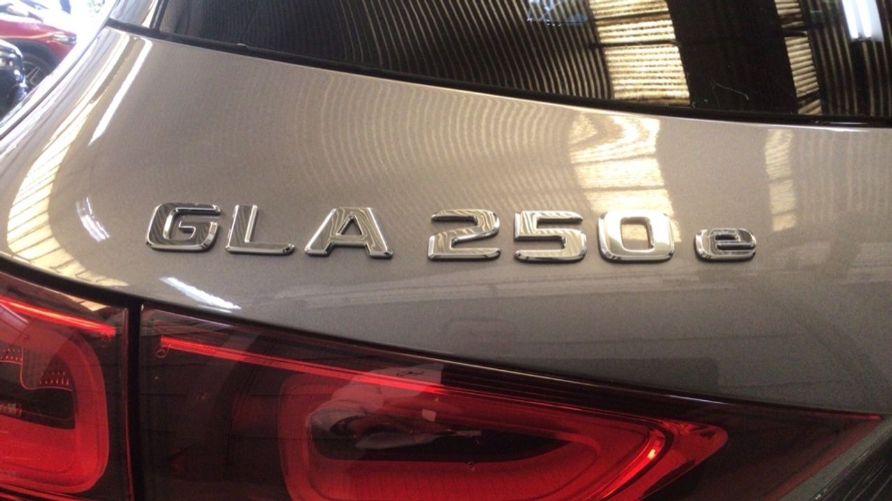 mercedes-gla-gla-250-e-imagen-11