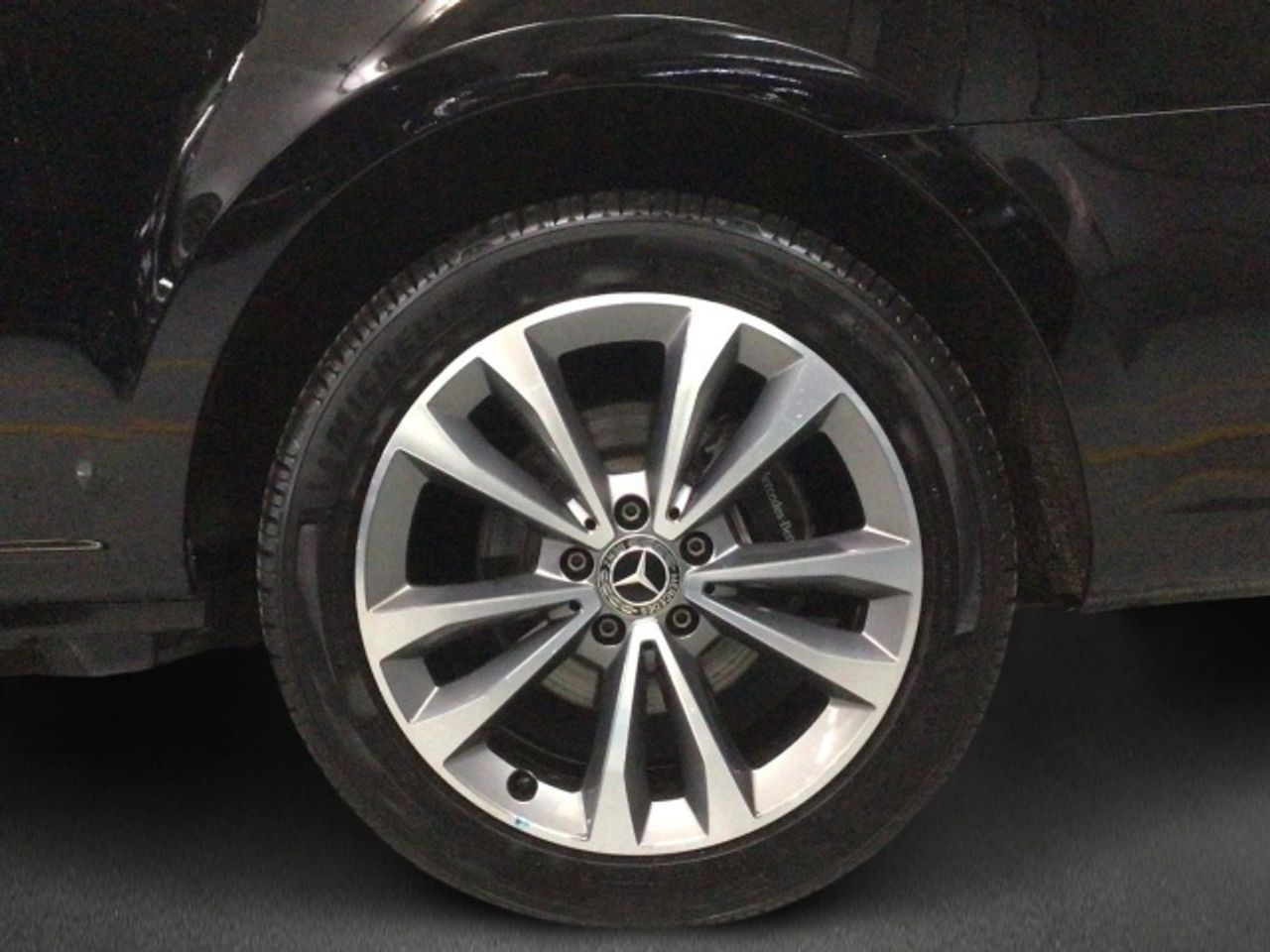 mercedes-clase-v-250d-6d-avantgarde-extralargo-imagen-4