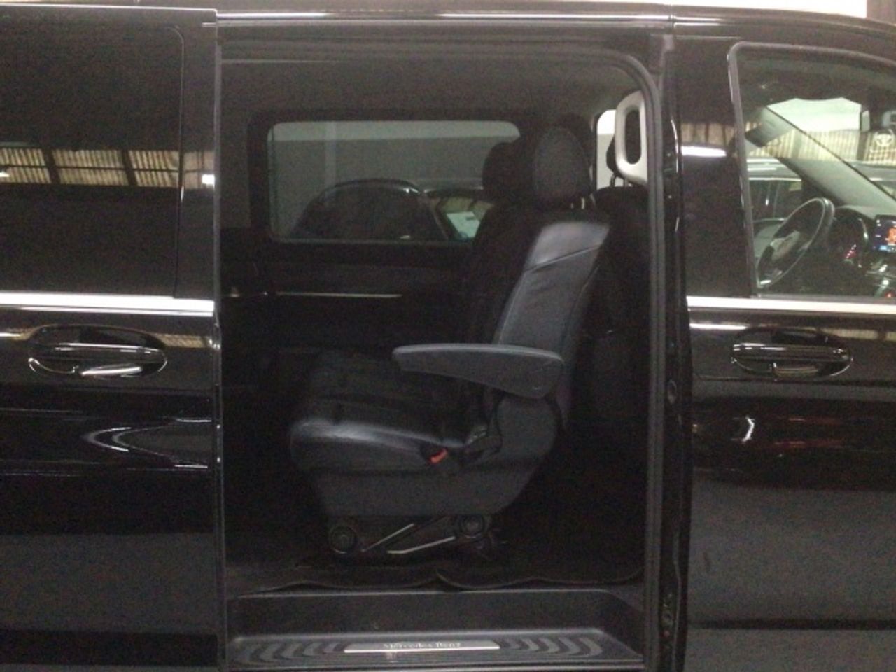 mercedes-clase-v-250d-6e-avantgarde-extralargo-imagen-25