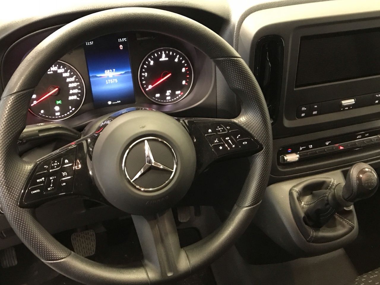 mercedes-vito-110-cdi-6d-pro-largo-imagen-22