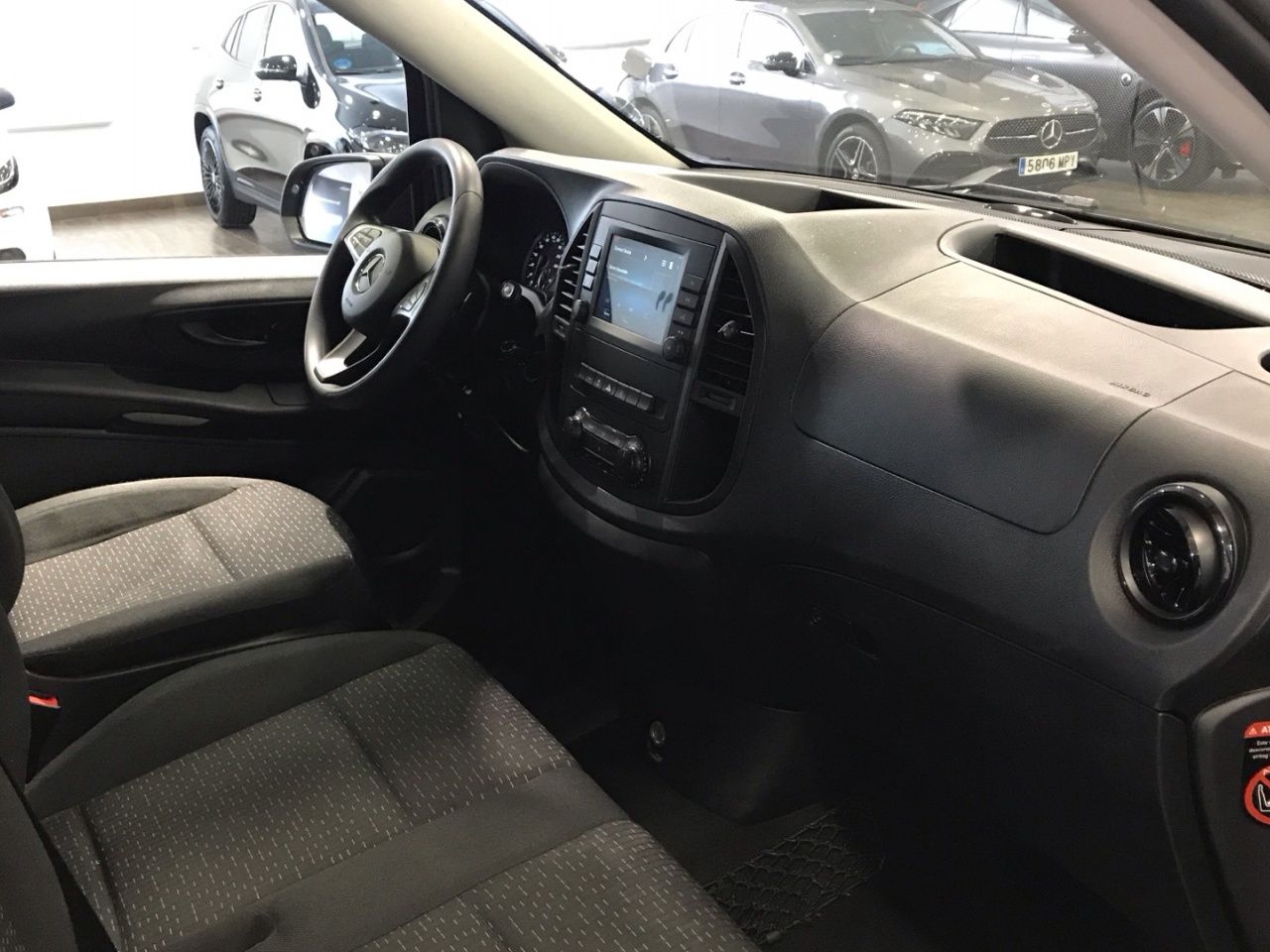 mercedes-vito-116-cdi-tourer-pro-larga-imagen-7