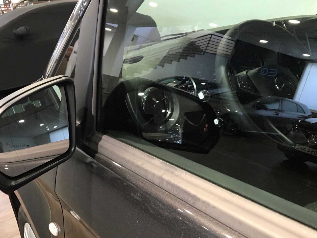 mercedes-vito-116-cdi-tourer-pro-larga-imagen-16