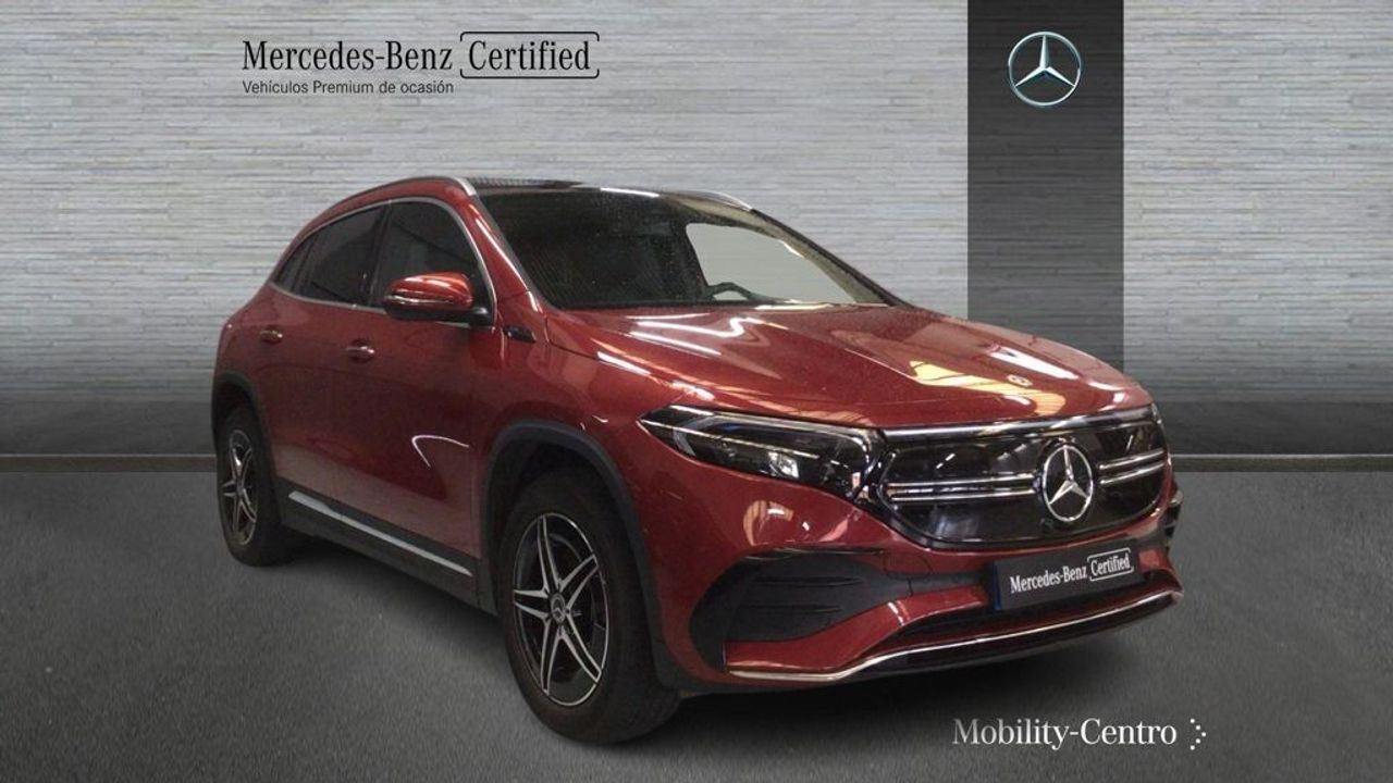 mercedes-eqa-250-amg-line-imagen-2