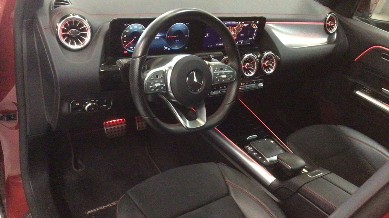 mercedes-eqa-250-amg-line-imagen-5