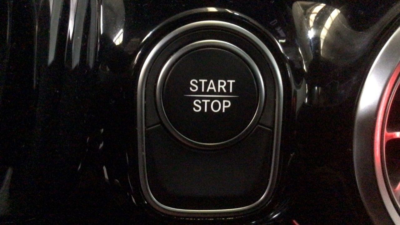 mercedes-eqa-250-amg-line-imagen-22