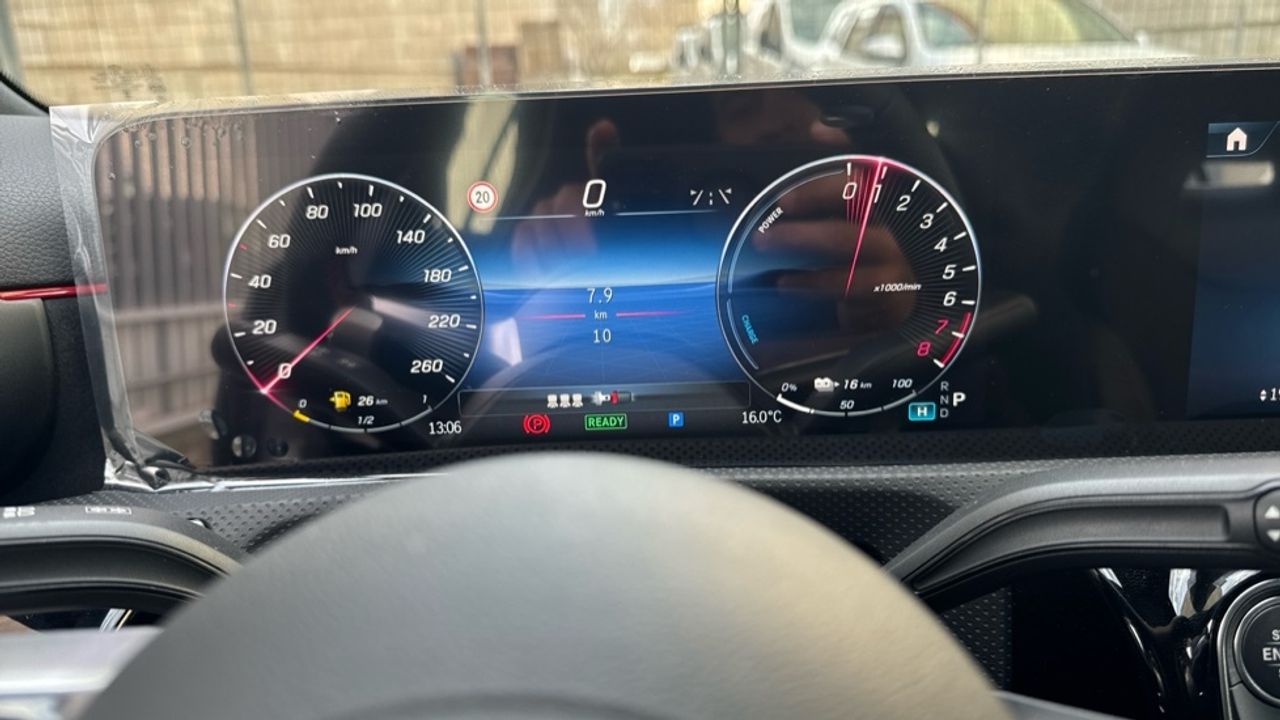 mercedes-clase-a-a-250-e-con-tecnologia-hibrida-eq-imagen-18