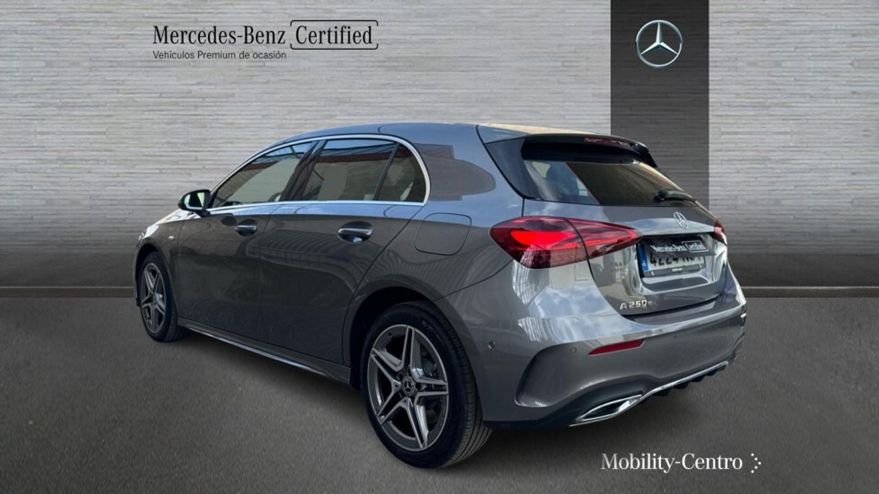 mercedes-clase-a-a-250-e-con-tecnologia-hibrida-eq-imagen-3