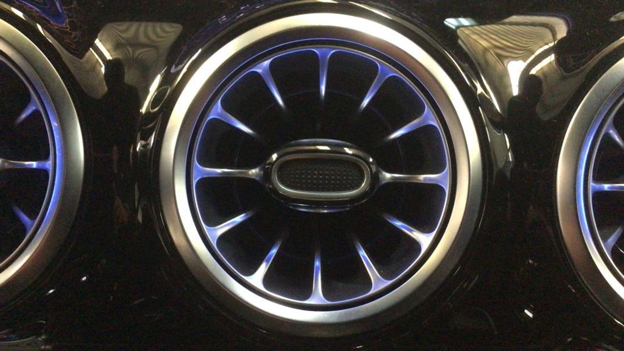 mercedes-cla-cla-250-e-imagen-19