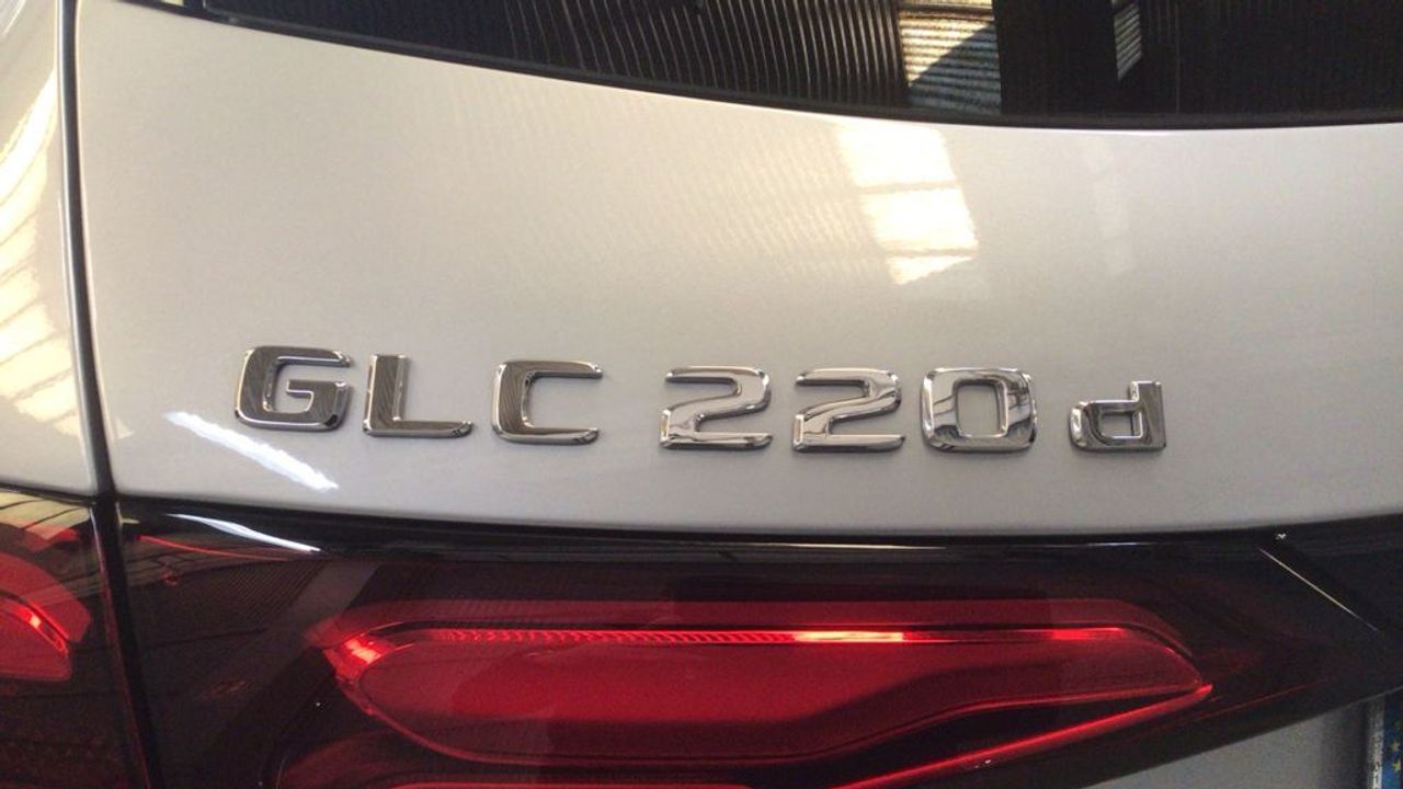 mercedes-glc-glc-220-d-4matic-imagen-11