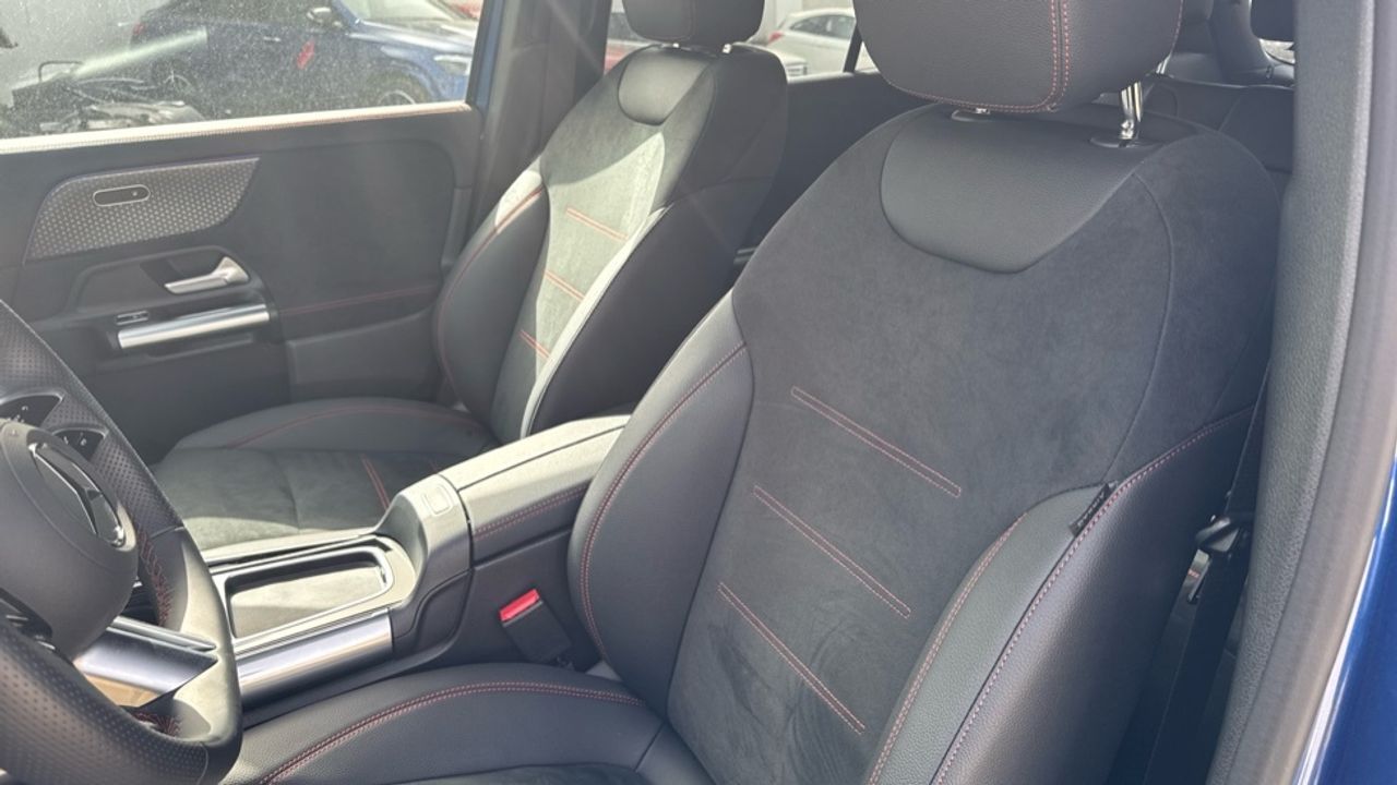 mercedes-eqa-250+-+-amg-line-imagen-6