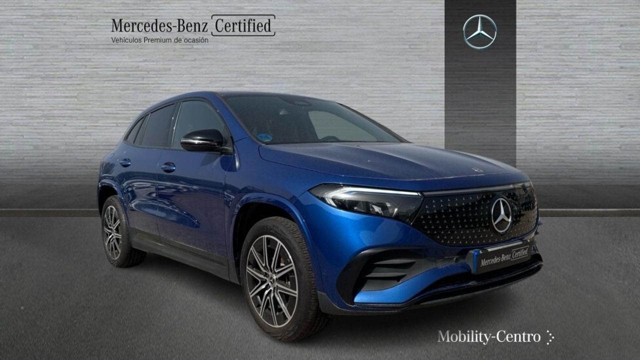 mercedes-eqa-250+-+-amg-line-imagen-2