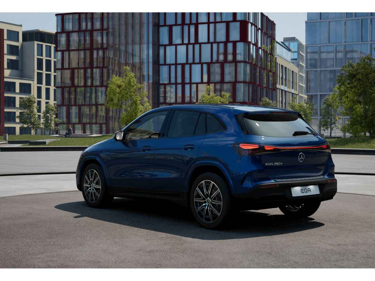 mercedes-eqa-250+-+-amg-line-imagen-6