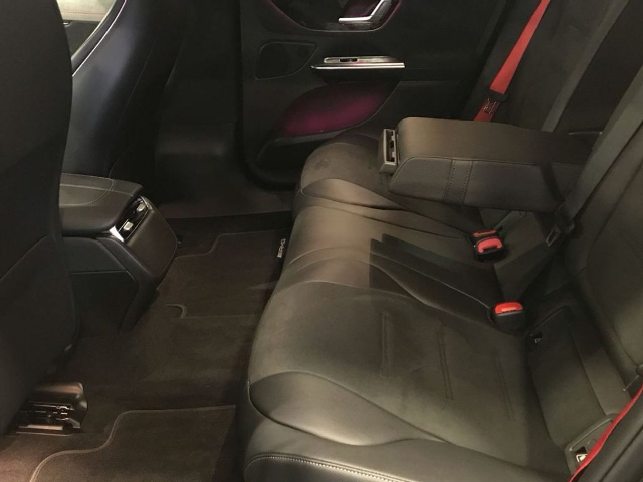 mercedes-eqe-eqe-350+-amg-night-edition-imagen-13