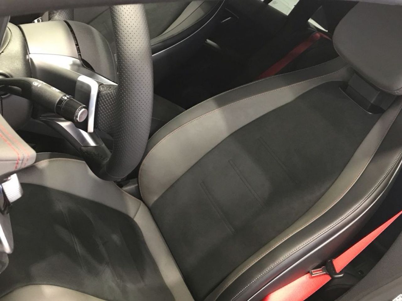 mercedes-eqe-eqe-350+-amg-night-edition-imagen-6