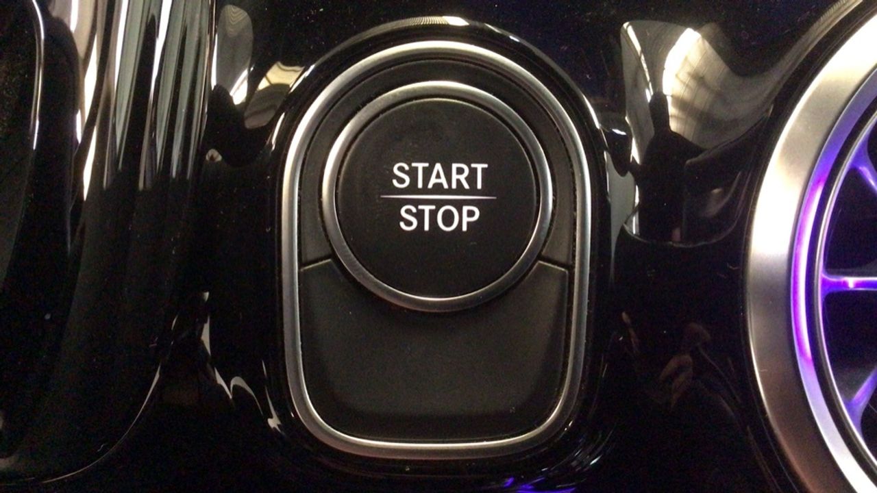 mercedes-eqa-250-amg-line-imagen-21