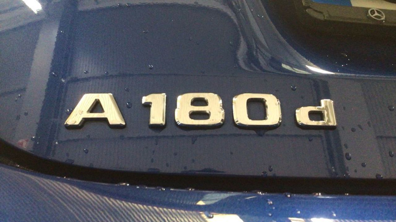 mercedes-clase-a-a-180-d-imagen-11
