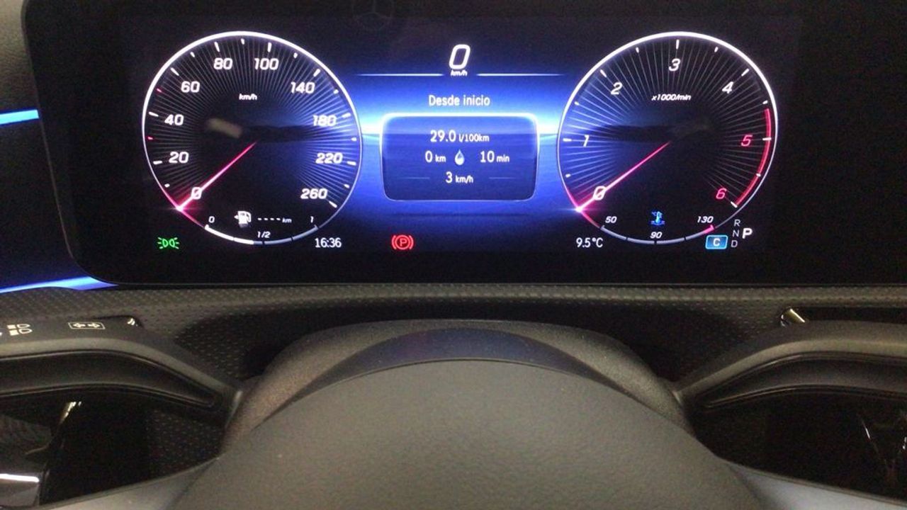 mercedes-clase-a-a-180-d-imagen-17