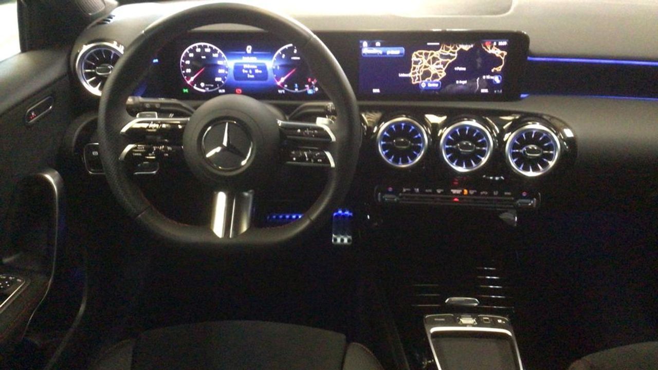 mercedes-clase-a-a-180-d-imagen-8