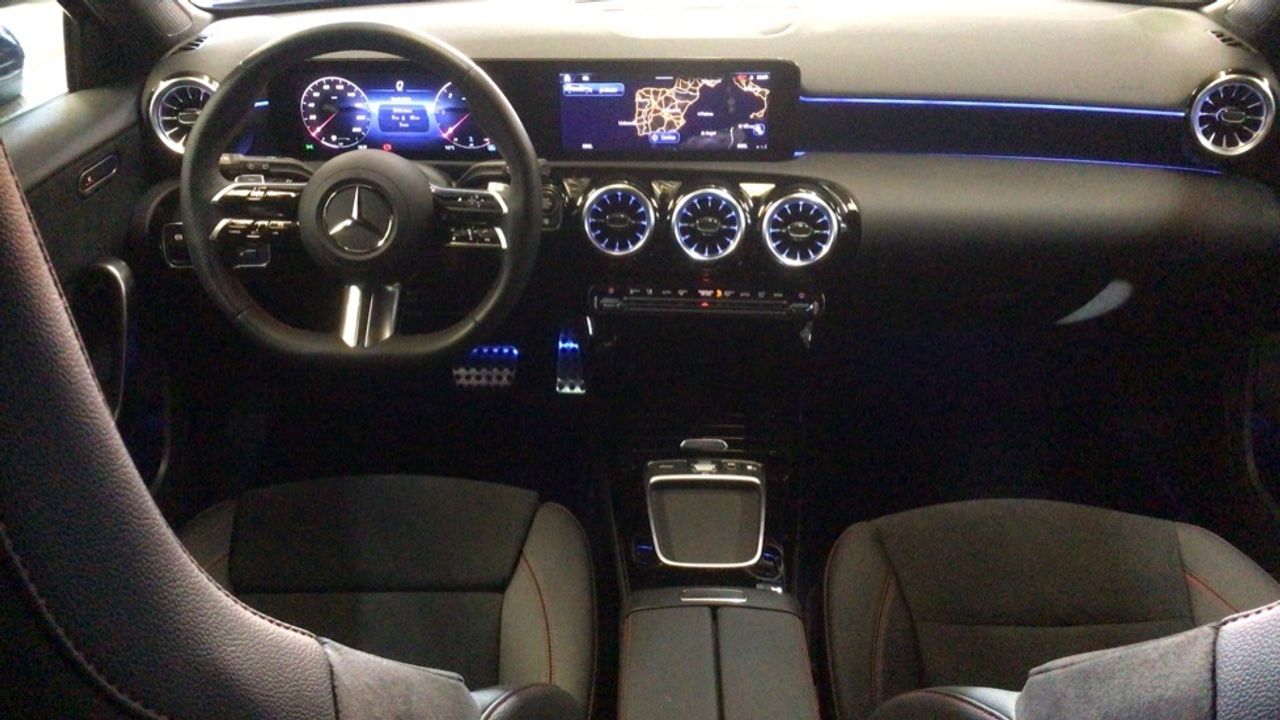 mercedes-clase-a-a-180-d-imagen-7