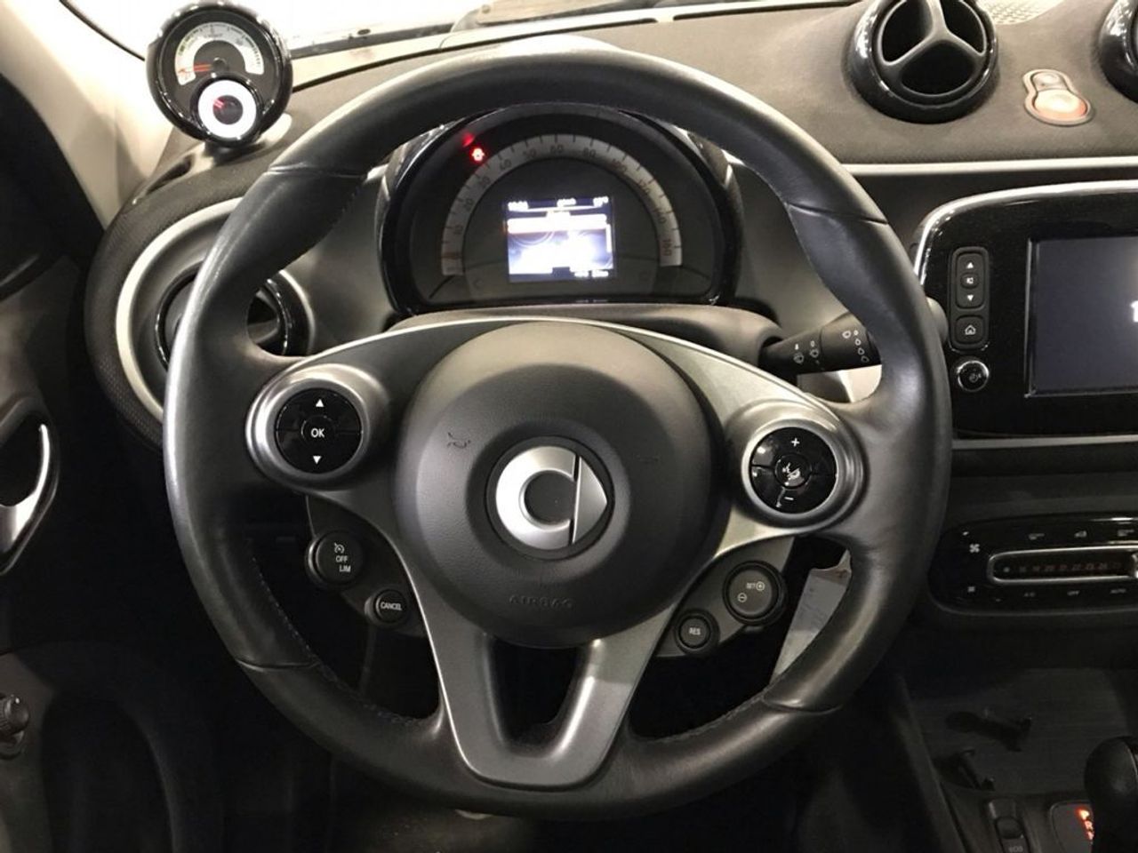 smart-forfour-60kw81cv-eq-imagen-8
