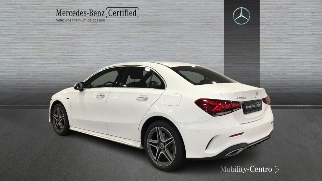 mercedes-clase-a-sedan-a-250-e-imagen-3