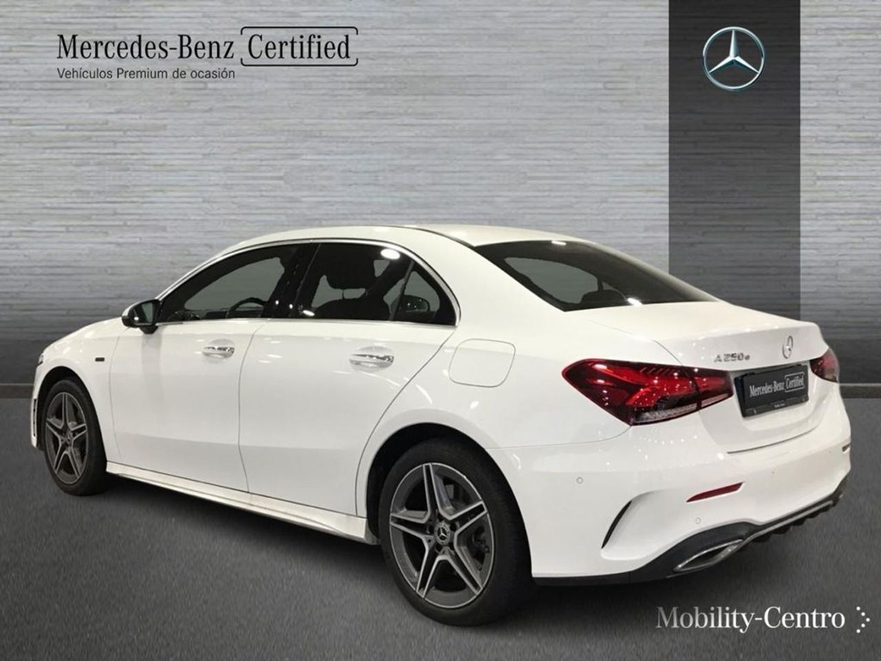 mercedes-clase-a-sedan-a-250-e-imagen-3