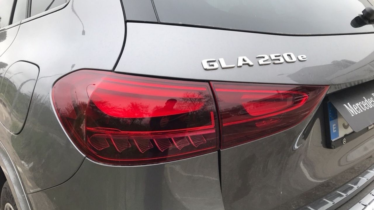 mercedes-gla-gla-250-e-imagen-23