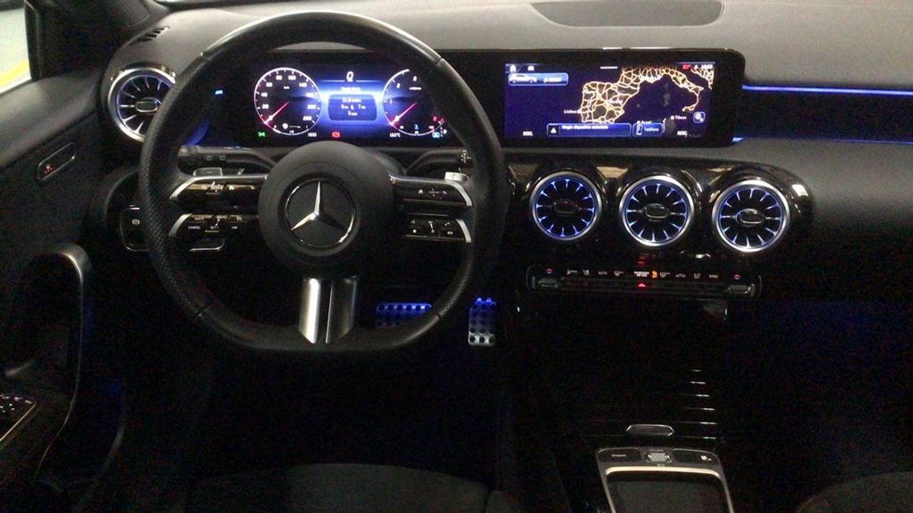 mercedes-clase-a-a-200-d-imagen-8