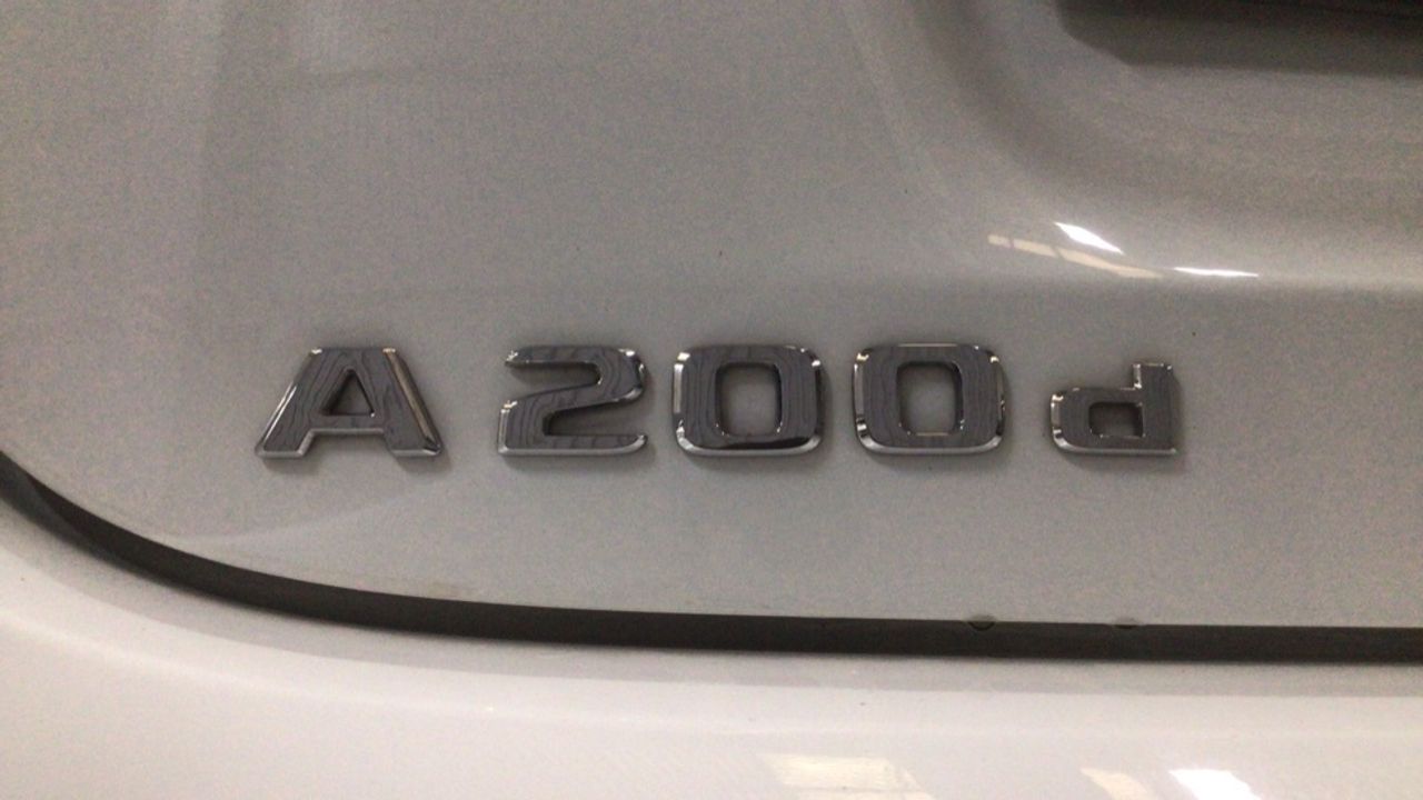 mercedes-clase-a-a-200-d-imagen-11