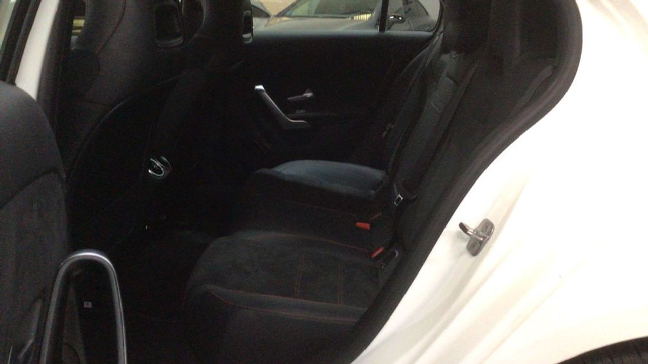 mercedes-clase-a-a-200-d-imagen-10