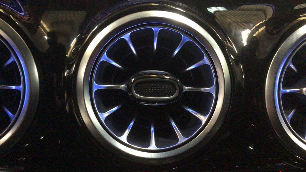 mercedes-clase-a-a-200-d-imagen-19