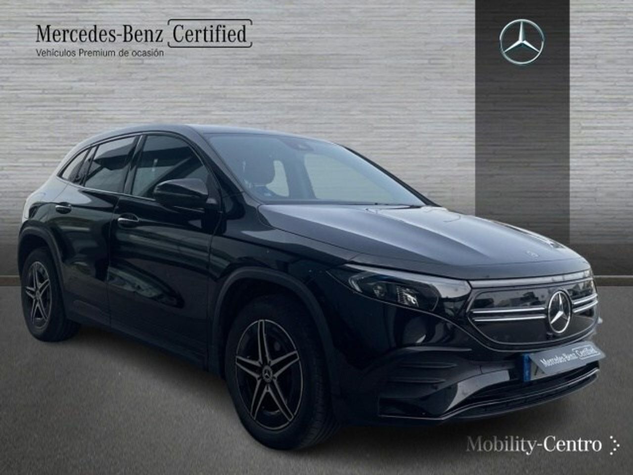 mercedes-eqa-250+-+-amg-line-imagen-2