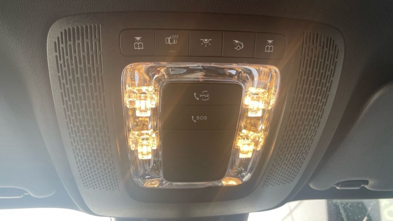 mercedes-eqa-250+-+-amg-line-imagen-13