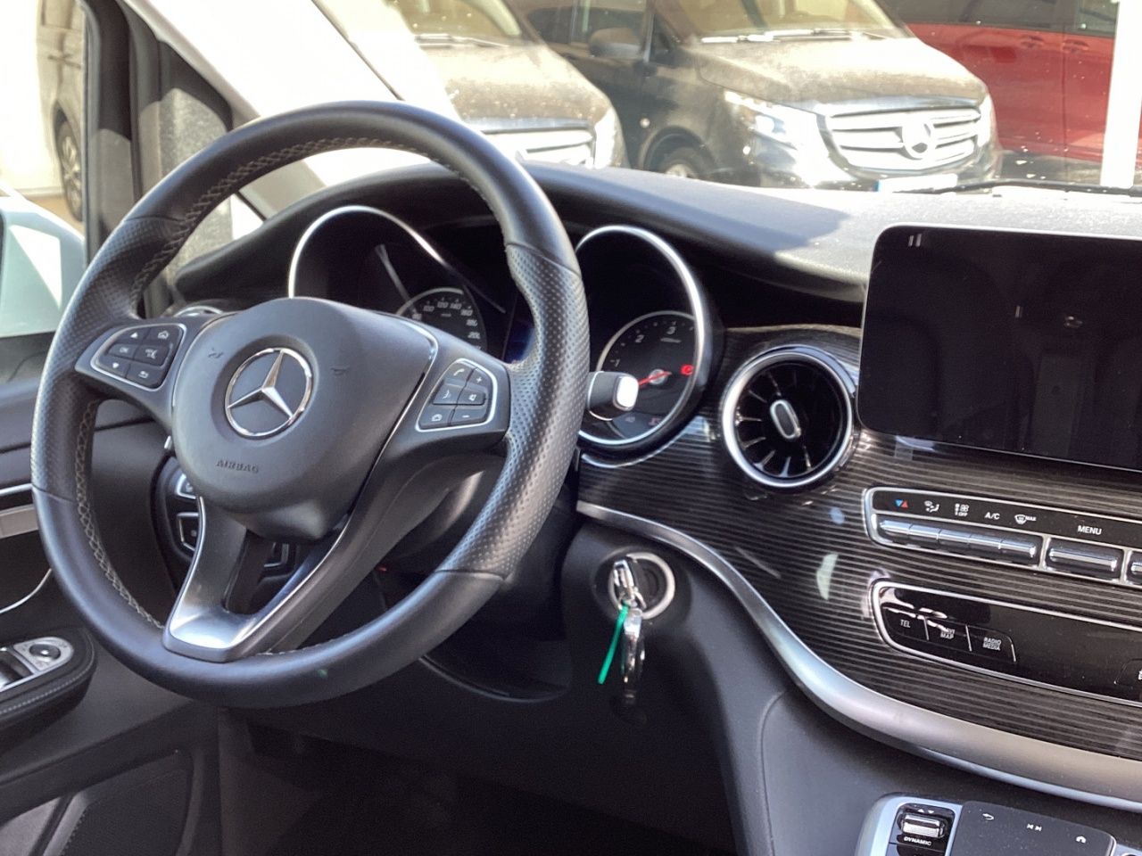 mercedes-clase-v-250d-avantgarde-extralargo-imagen-8