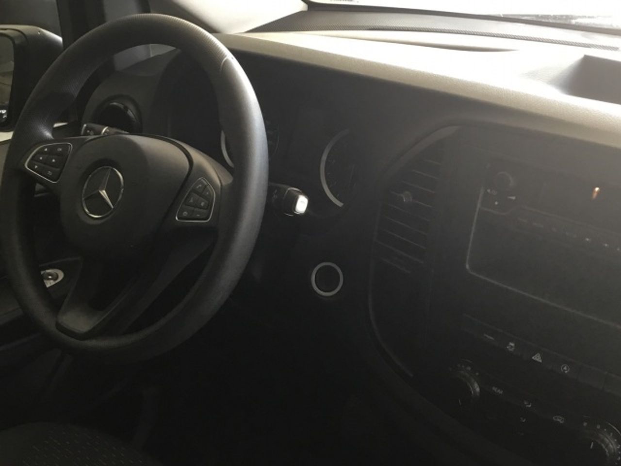 mercedes-vito-116-cdi-tourer-pra-larga-imagen-8