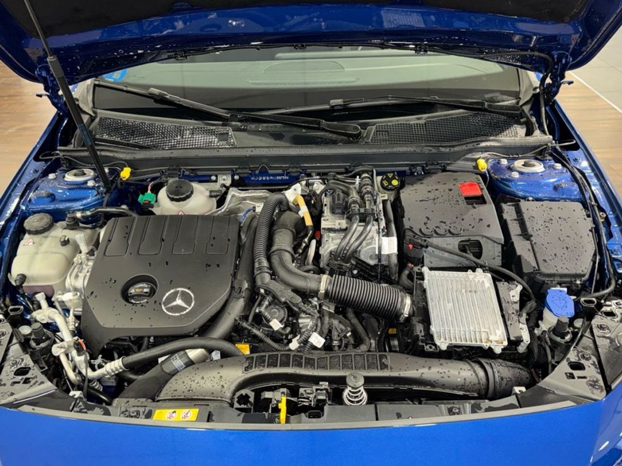 mercedes-clase-a-a-250-e-con-tecnologia-hibrida-eq-imagen-16
